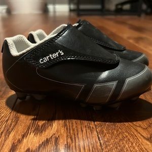 Toddler size 8 baseball/soccer cleats